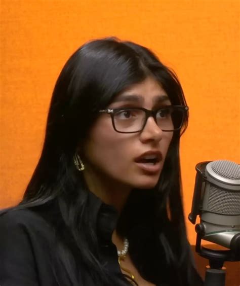 mia khalifa onlyfan|Mia Khalifa explains why OnlyFans is different to porn